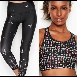 Victoria’s Secret gemstone sport workout set M